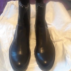 Zara Studded Chelsea Boots. European 40.